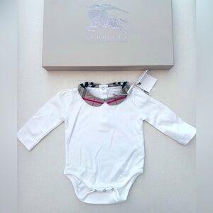 Burberry Baby girls onesie 3m